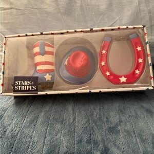Stars & Stripes Western Cowboy Set of 3 Decor Boots, Cowboy Hat Horseshoe NIB